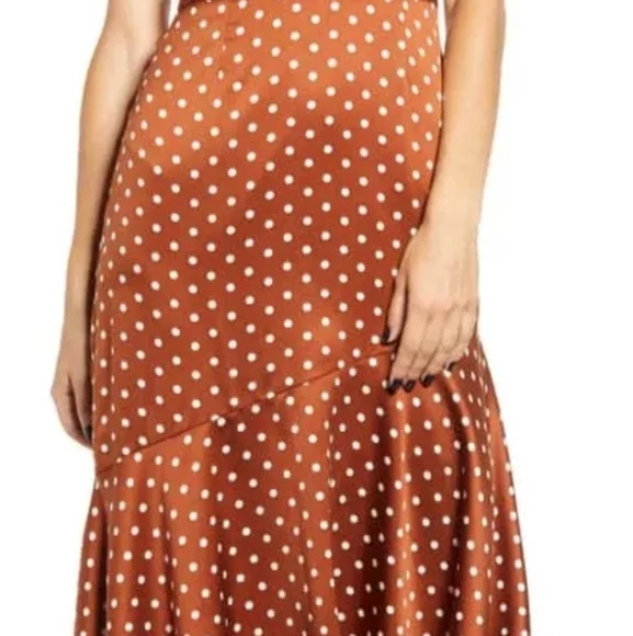 J.O.A Dress - Gold - Picture 2 of 8